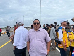 Akses Jembatan Sungai Sambas Besar Dibuka, Suprajeni Apresiasi Apresiasi Gerak Pemerintah